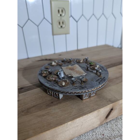 Hamilton Collection Crescent Moon Table Knights of the Dragon's Round Table Flaw - Picture 2 of 6